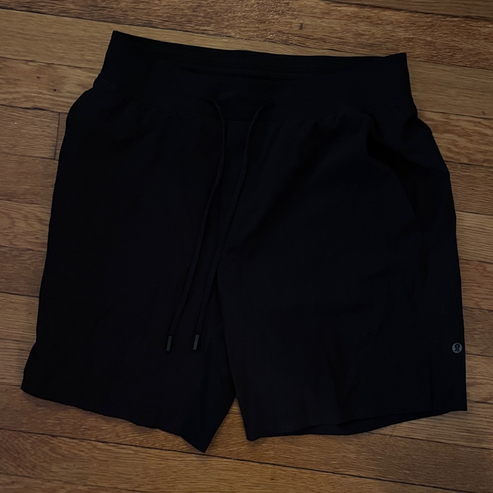 lululemon athletica Men's Black Shorts 7”